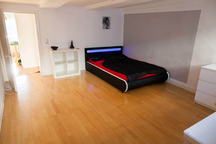 Airbnb Gottingen Vacation Rentals Places To Stay