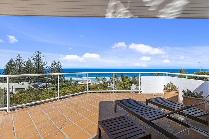 Seascape: Pet Friendly-Ocean Views Sunshine Beach gallery image 2