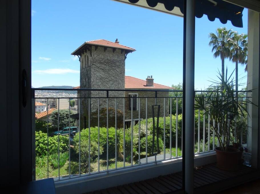 Vue depuis le salon - View from living room