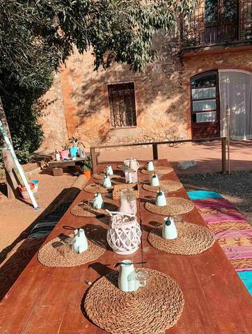 MAS BENET, casa entera 25/26 personas gallery image 2