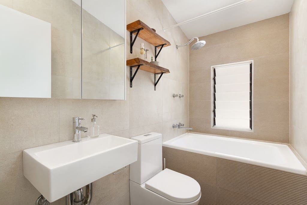 Bathroom with bathtub