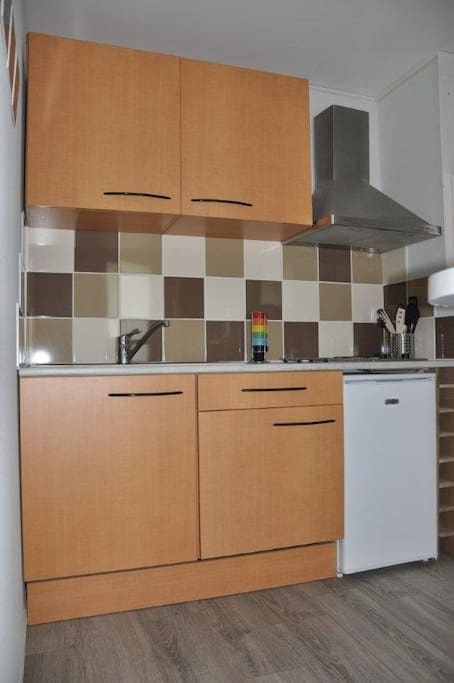 "Entre Cour et Jardin" à Lesquin (Lille) : L'Athome, gîte de ville pour 2 personnes