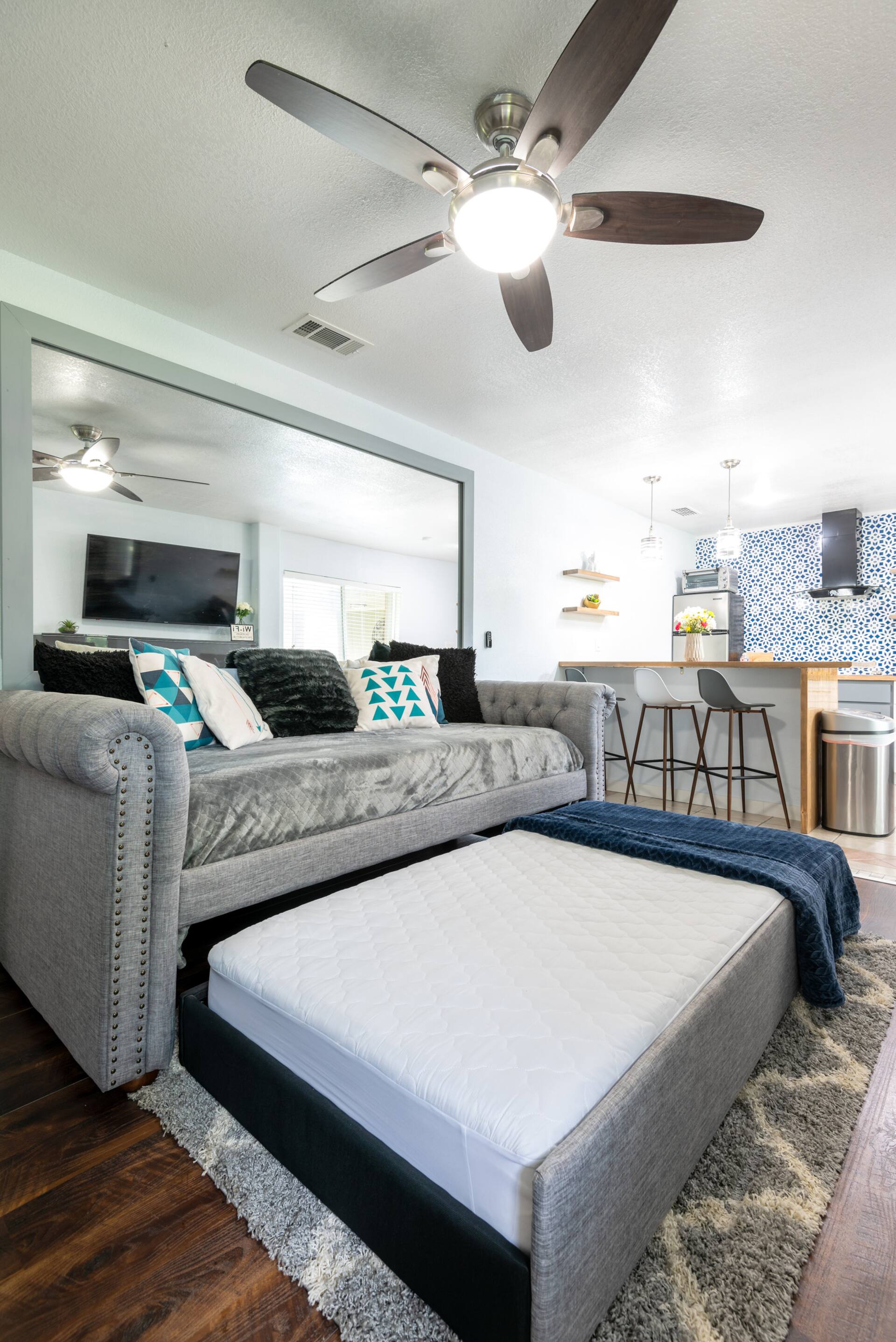 THE WALNUT COMFORT DUPLEX — photo 5