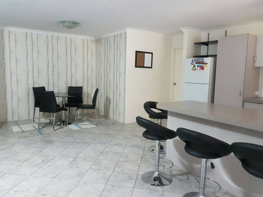 Dining & Kitchen space
