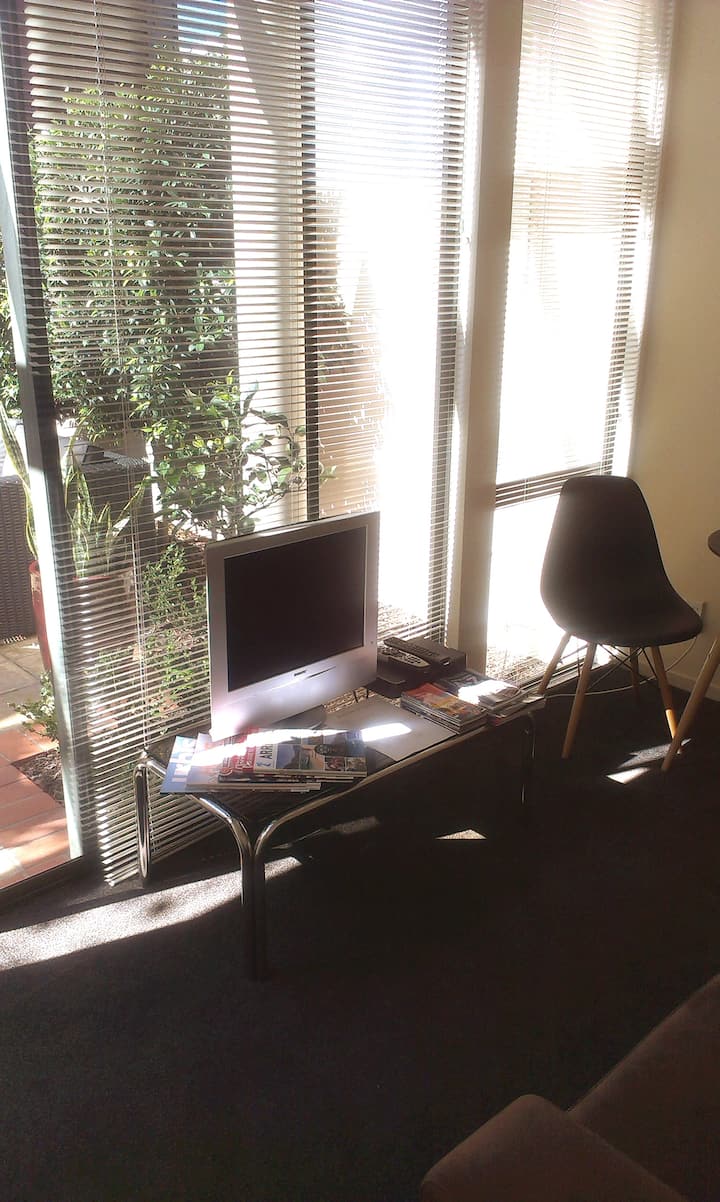 Your Own Private Suite In Newmarket Auckland. - Auckland
