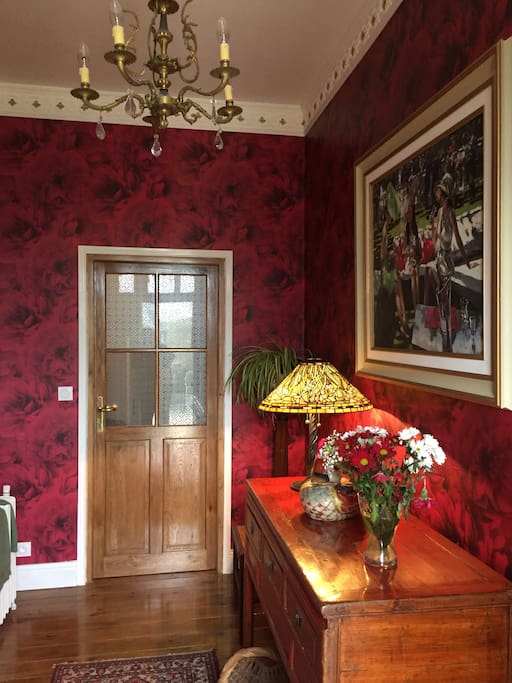 The entrance hall..... where you will find the dining room menu.