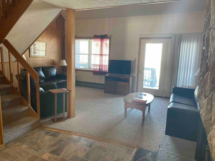 #2 - 2 B/r Condo In The Heart Of Canaan Valley - Canaan Valley, WV