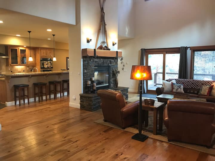 Perfect Sierra Retreat! Book Your Winter Stay! - Truckee, CA