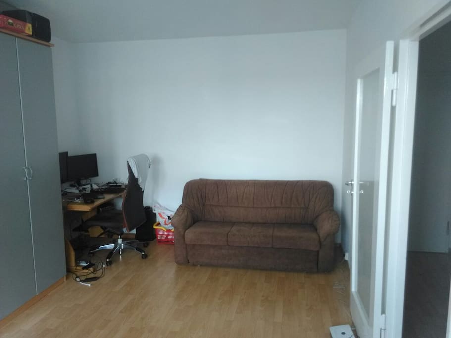 The right side of the livingroom