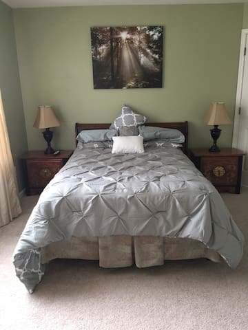 Middletown I-95 / 896 Clean,comfortable cozy room.