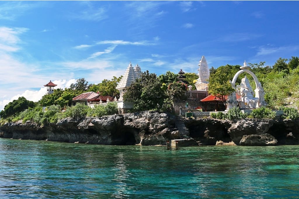 Menjangan island