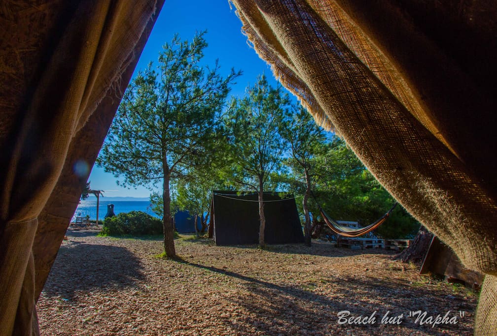 Beach Hut Napha - Garden view