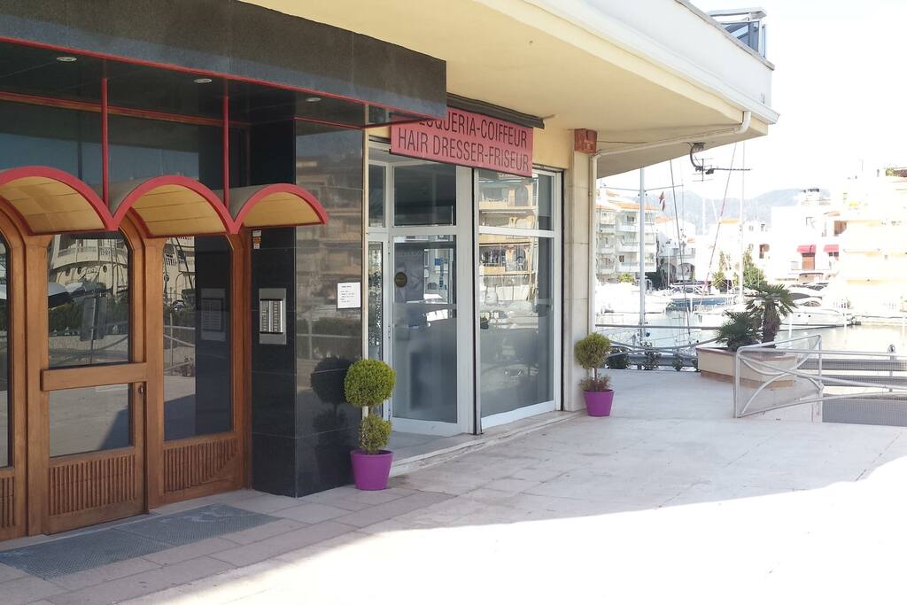 Entrée Entrance