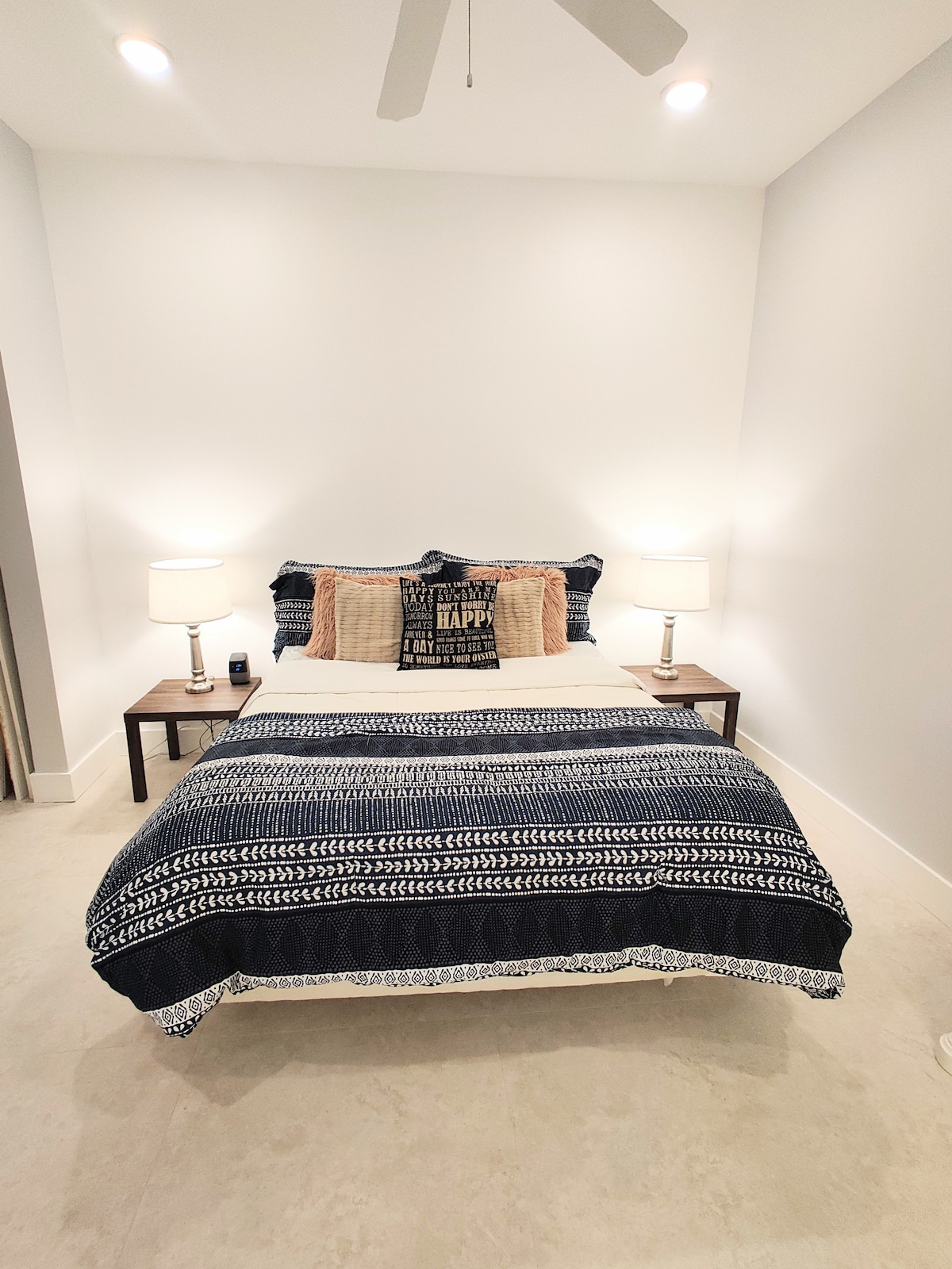 Camera da letto 3
Letto matrimoniale e accesso al bagno Jack e Jill