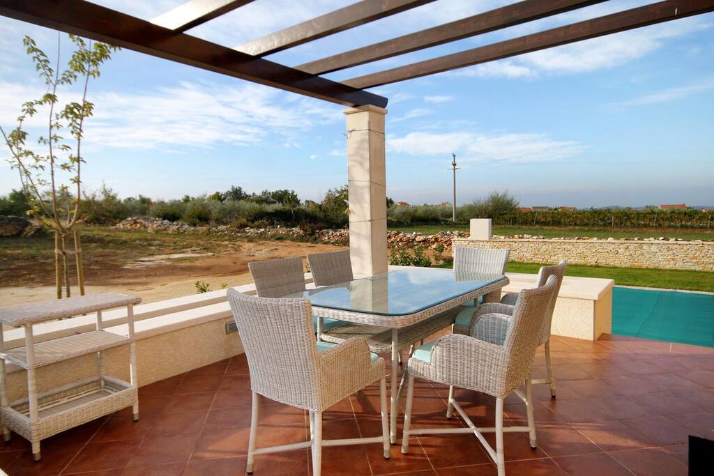 Terrace 1, Surface: 15 m²