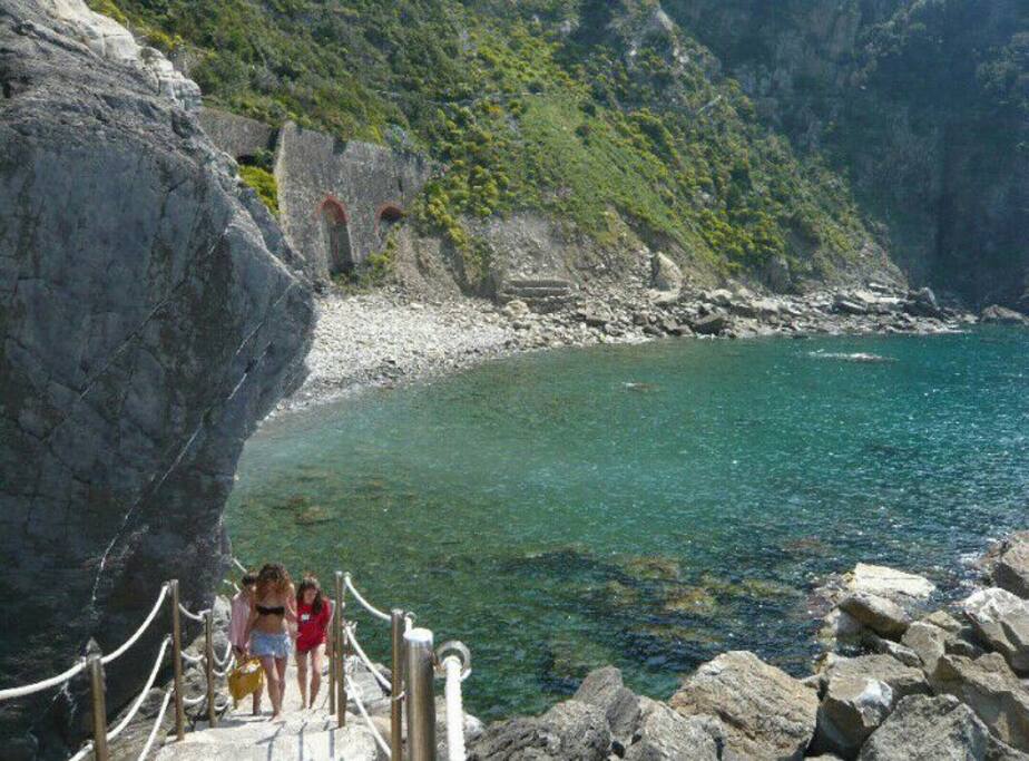 2 minutes from the beach