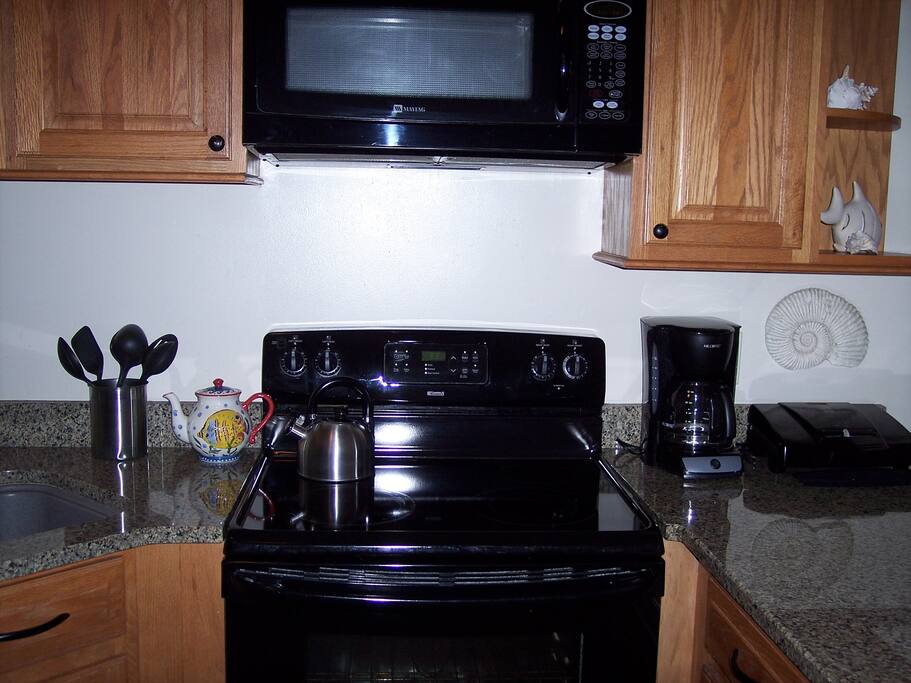 Smooth-top range; microwave