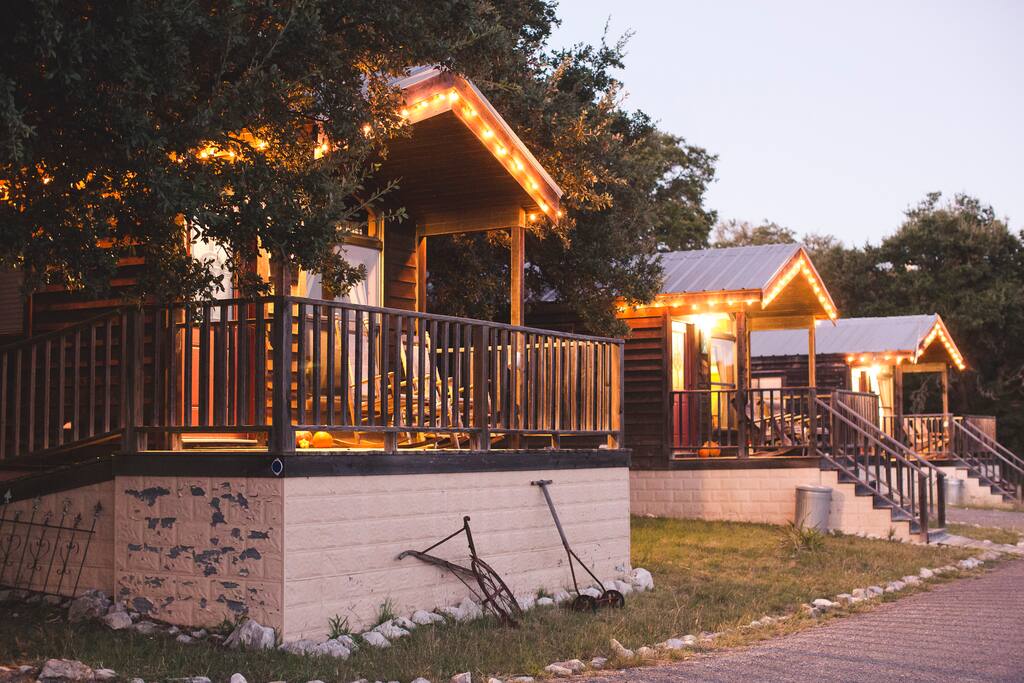 Cabins At Red Rock Hill Country Cabin 1 Of 6 Cabins For Rent
