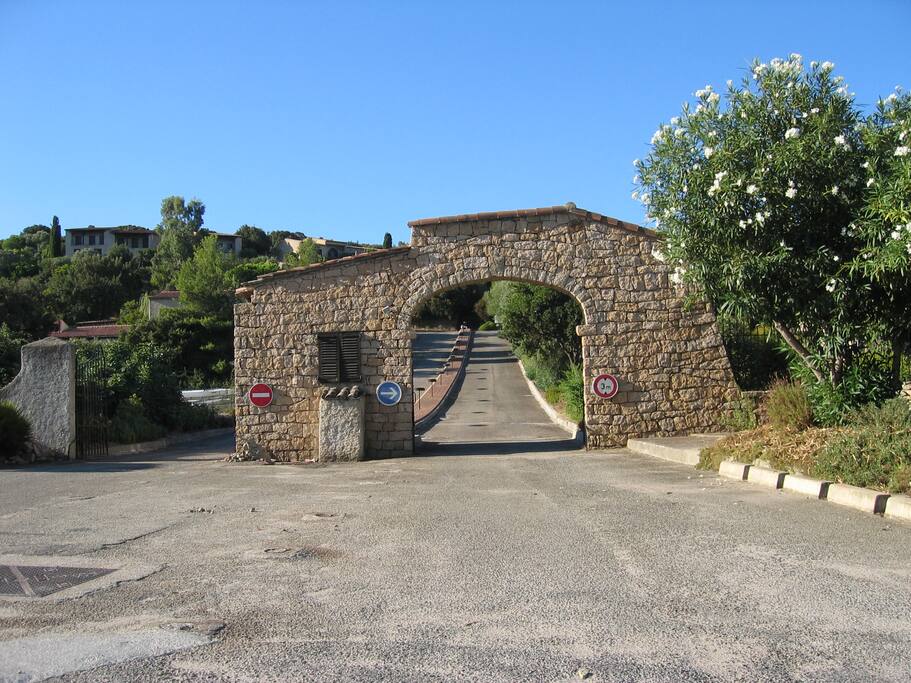 Entrée de la résidence