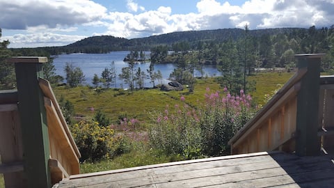 Cozy cottage with amazing view in Norwegian nature