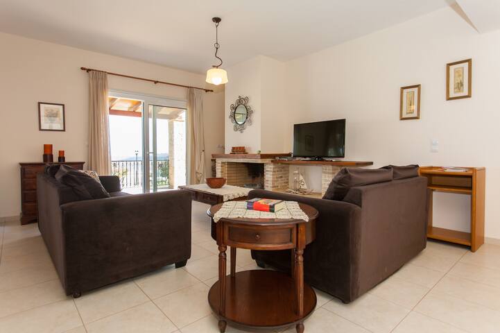 Villa Chloe – Gerani Villas with private pool gallery image 2