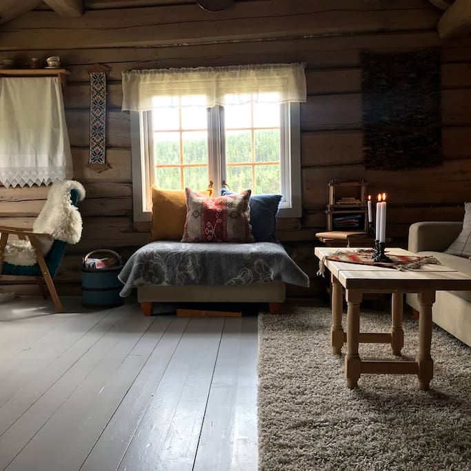 Living room seen from kitchen