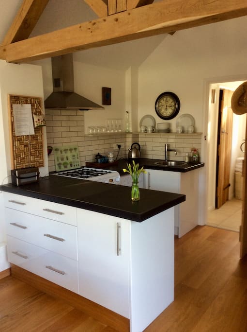 Fully equipped kitchen.
