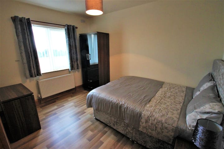 חדר שינה שני