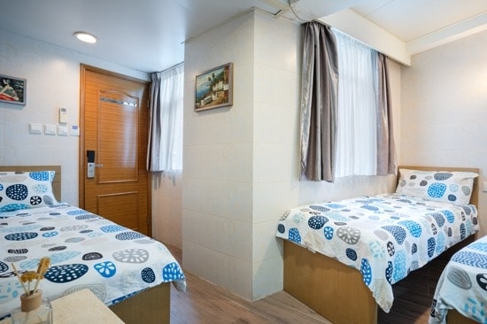 bedding on rent near me