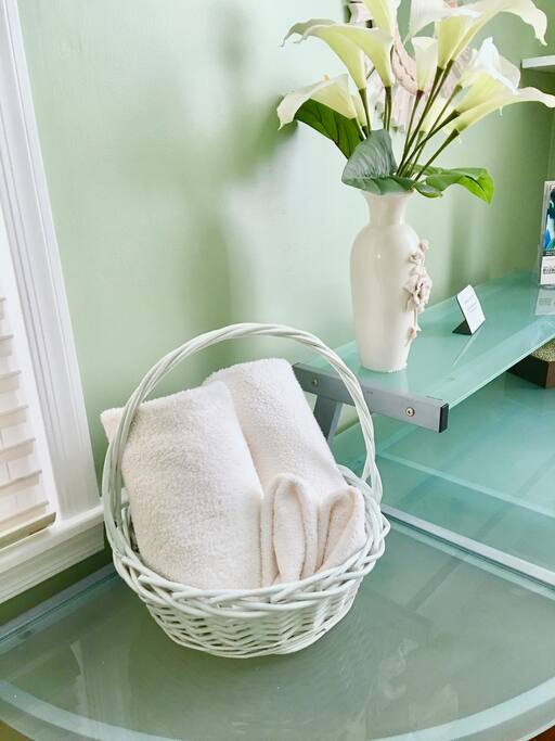 Fresh towels