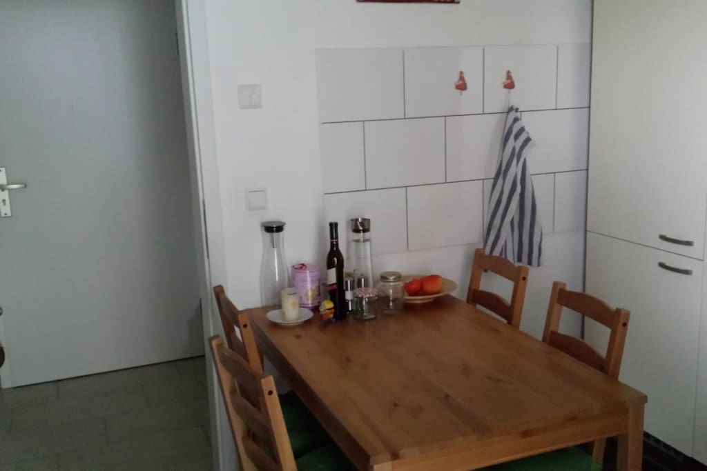 Küche_Esstisch