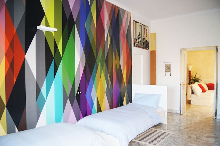 Your house in R(h)ome