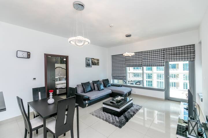 Airbnb Downtown Dubai Vacation Rentals Places To Stay