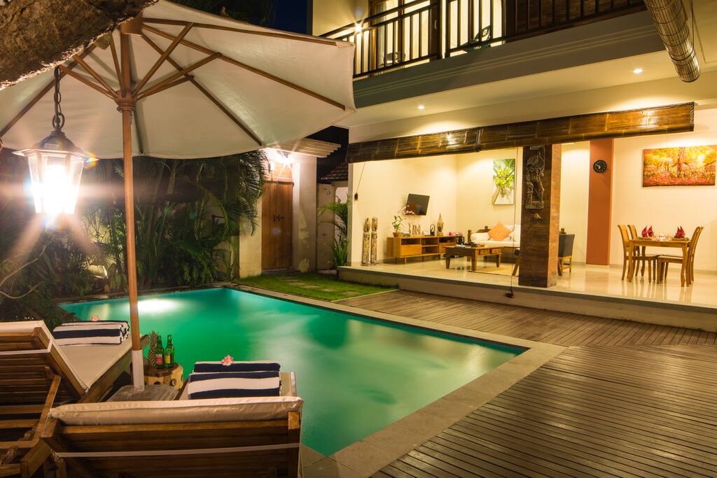 BEAUTIFUL & COZY VILLA VIEW AT NIGHT TIME