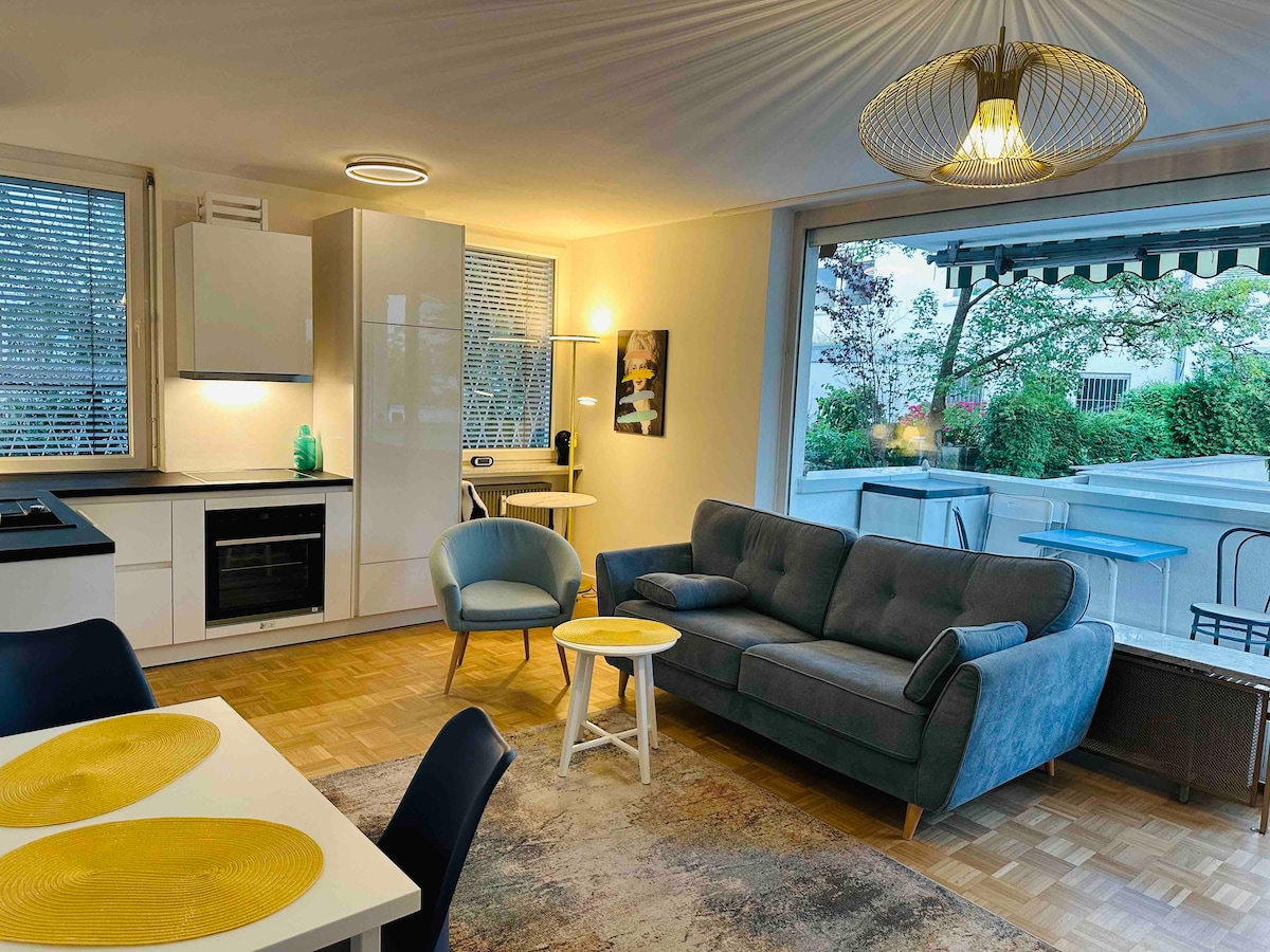 Top Airbnb: Stylish 2-Room Gem in Munich's Nymphenburg in Neuhausen