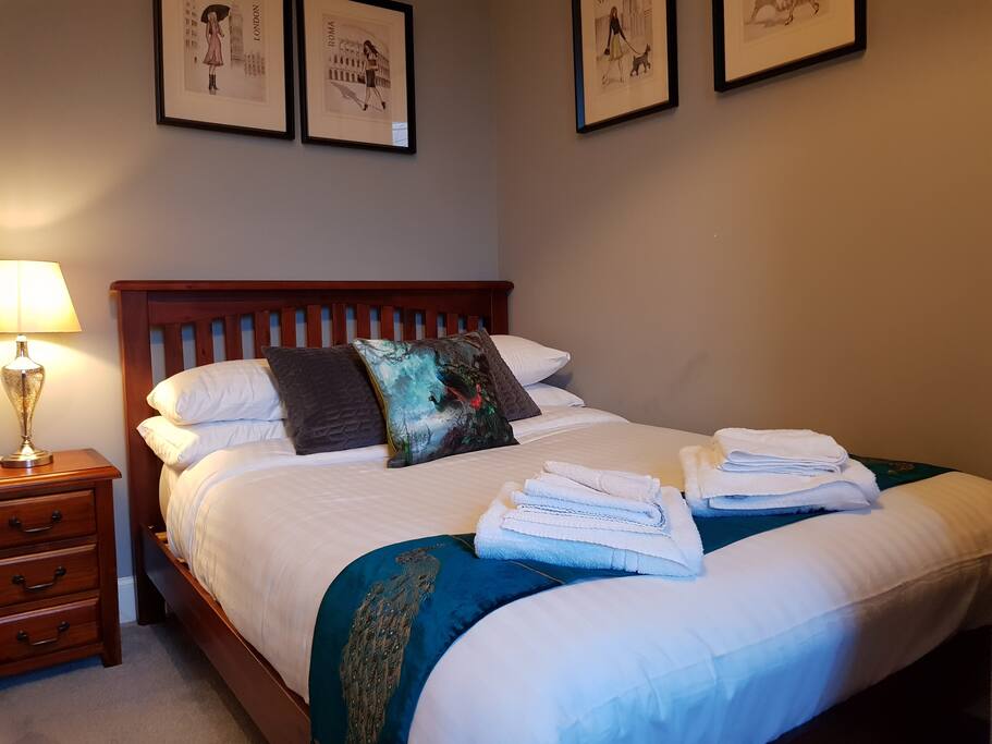 Sleep well in a cosy bedroom with super comfortable mattress and good quality freshly laundered bedding...