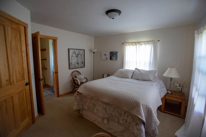 Great room with private bath in newer house.