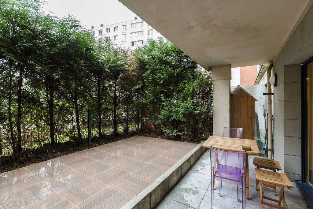 Modern studio with giant terrace