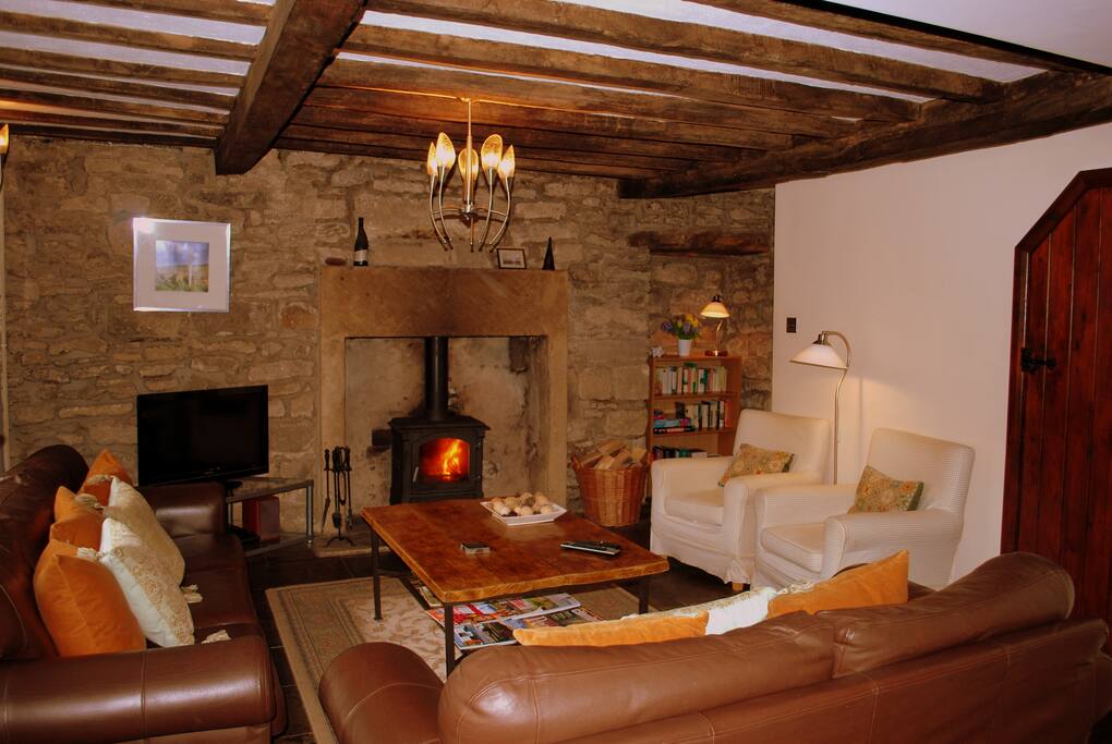 Sitting room with log fire