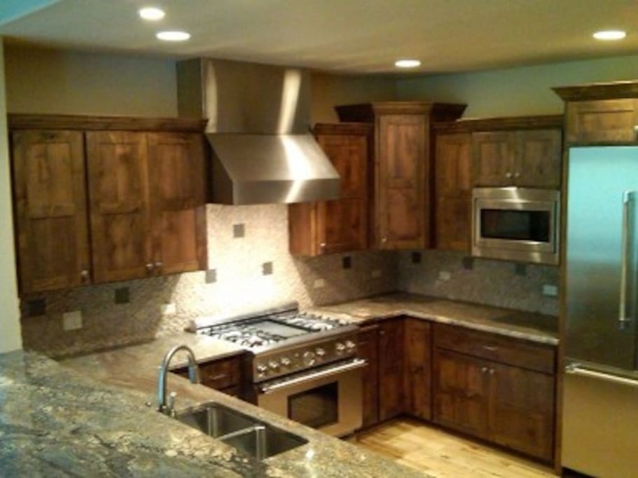 Gourmet Kitchen