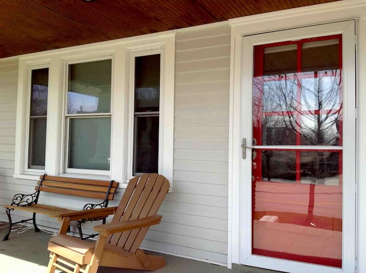 Old Meets New! Century Home Houses for Rent in Chagrin Falls, Ohio