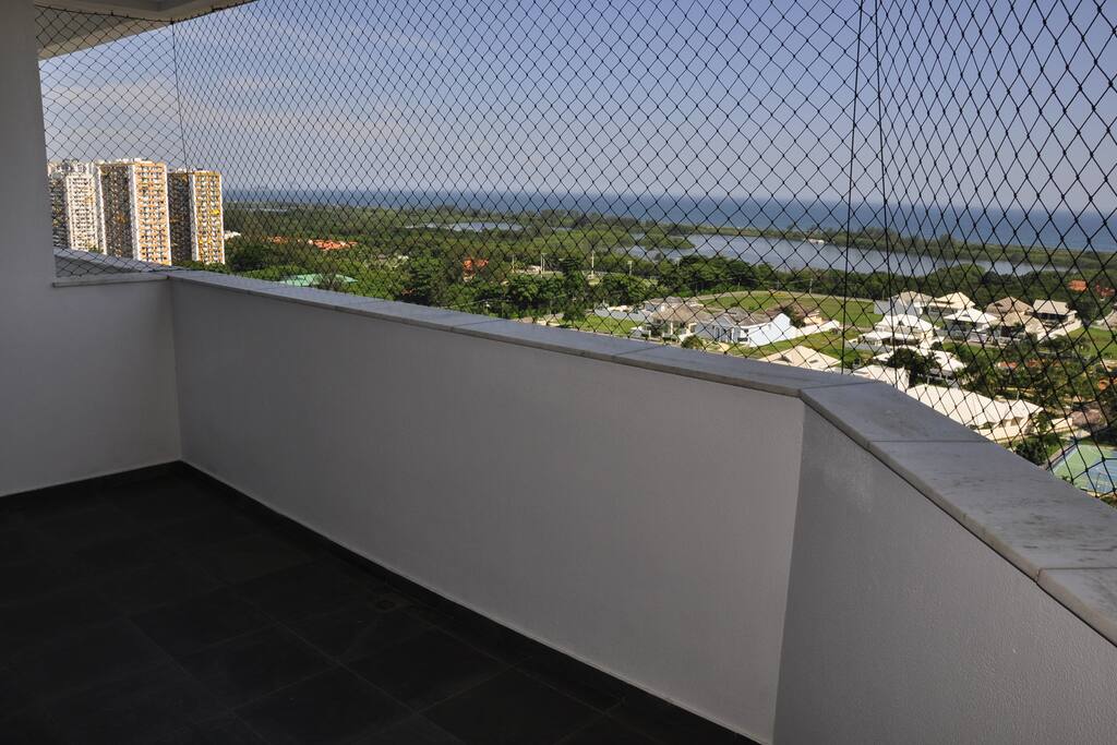 Visual Leste da Varanda da Sala