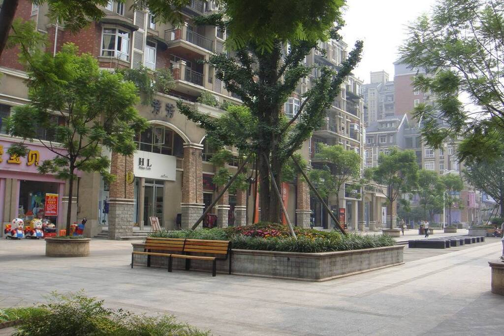 出门便是商圈