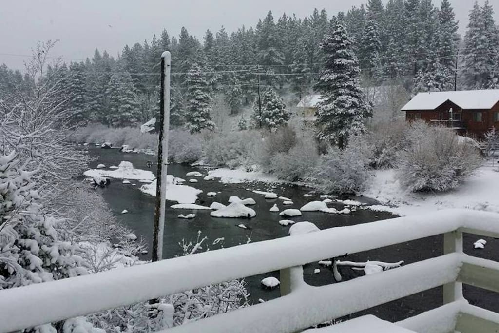 Beautiful view of Truckee River from the back deck.
