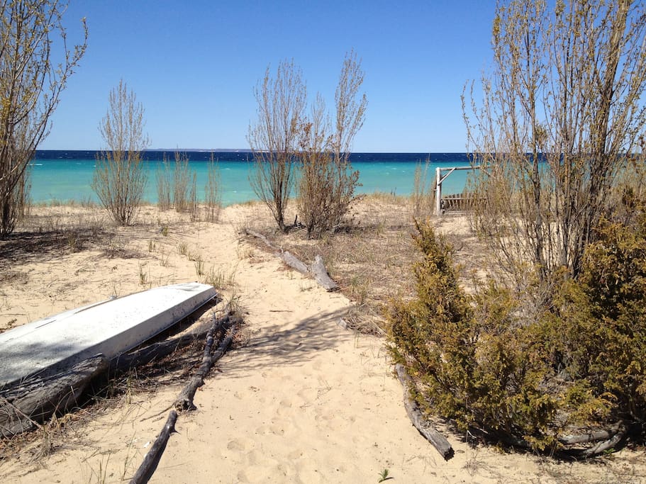 Path to the beach