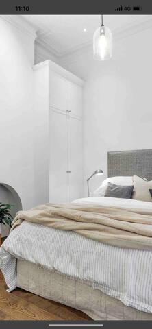 Renovated Fitzroy Terrace! gallery image 4