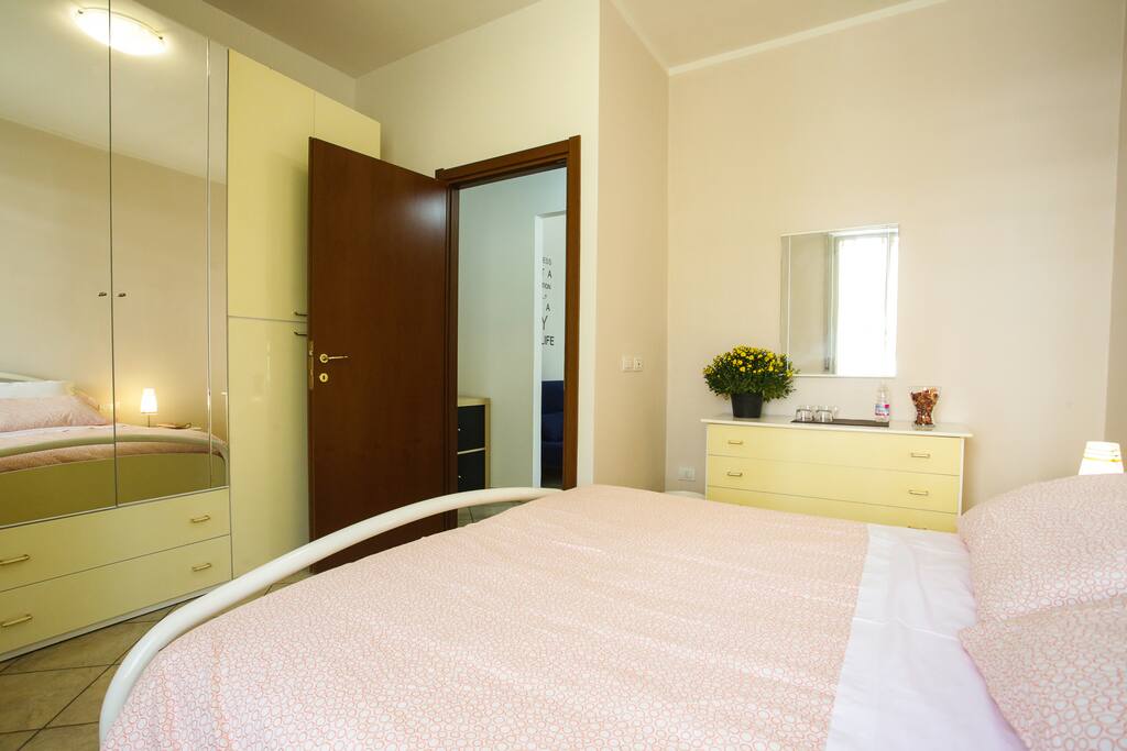Bedroom | <span style="font-size: 16px; font-weight: 700; text-align: start; text-transform: capitalize; white-space: normal;">Florence Modern Apartment 15min To Historic Center</span>