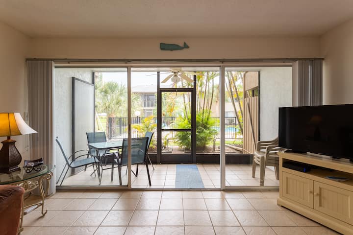 Coastal Retreat Near Siesta Key - Sarasota, FL