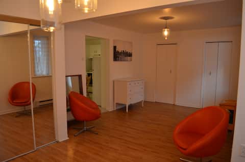 Appartement complet près du centre-ville