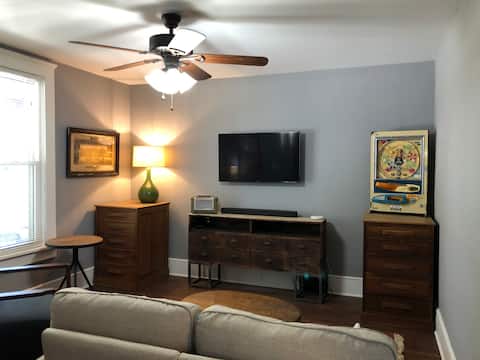 Successful Airbnb property: Historic Workman's Cottage in City of Cleveland in Ohio City